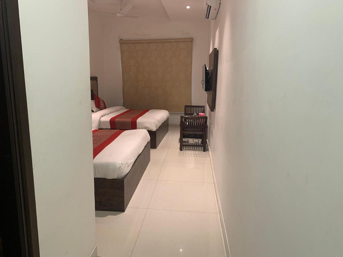 Hotel SB Residency Amritsar Exterior foto